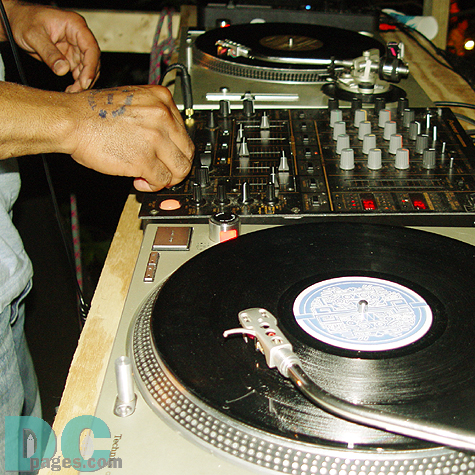 Mixing to a jungle beat. 