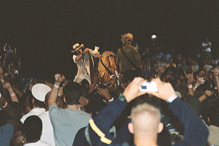 Steven Tyler entertained the crowd while performing his classic hit, "Dream On".