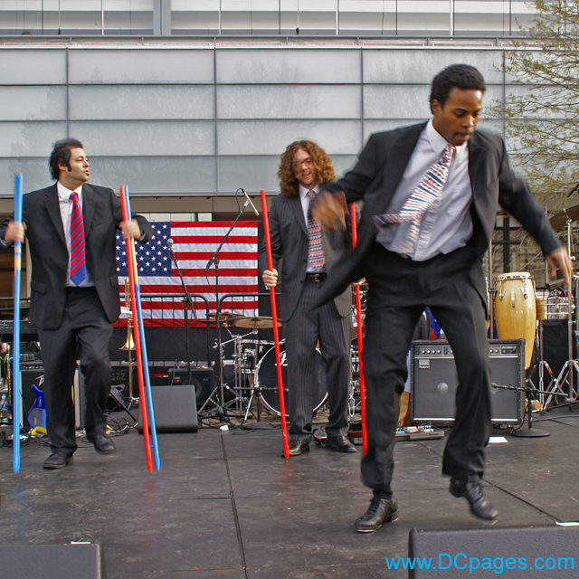 Newseum Grand Opening - Stomp