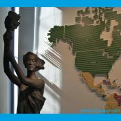 Time Warner World News Gallery