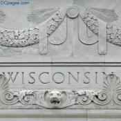 East  Exterior View - Lincoln Memorial Close Up
