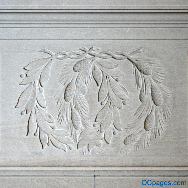 Lincoln Memorial Intertwined Pine Cone And Olive Branch Wreath Relief