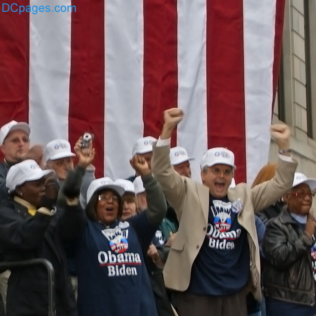 UMW Supporters Cheer 