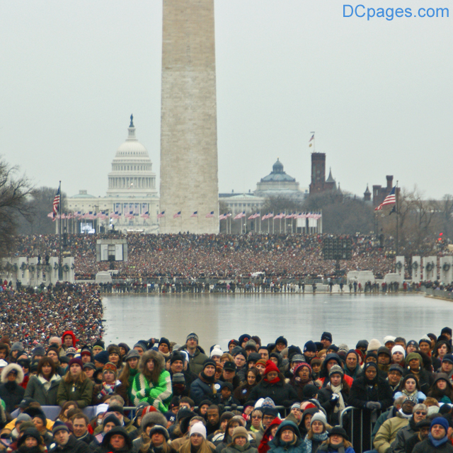 VIEW FROM THE LINCOLN MEMORIAL STEPS