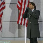 JOSH GROBAN SINGING ON LINCOLN MEMORIAL