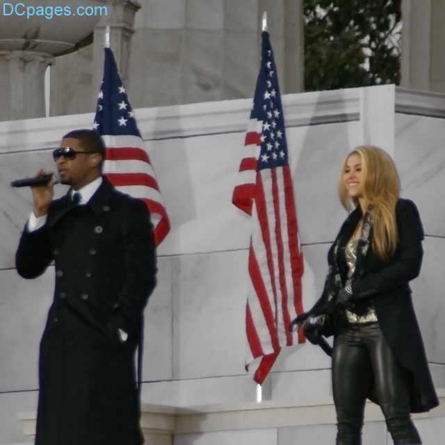 Usher and the sultry Shakira accompanied Stevie Wonder