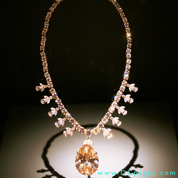 champagne diamond necklace