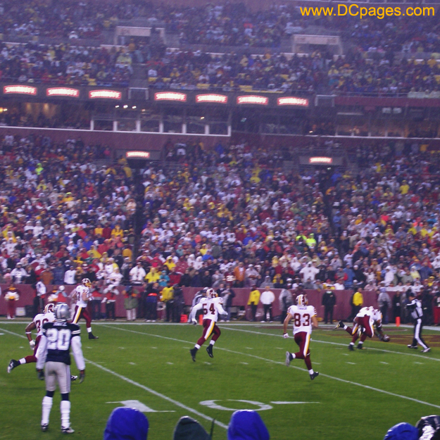 Redskins Special Teams in tandom after the ball.