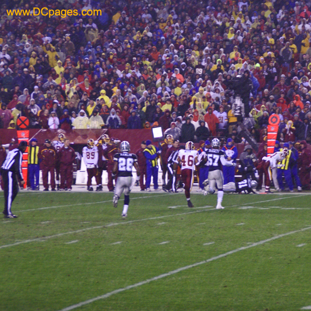 A graceful sideline catch.