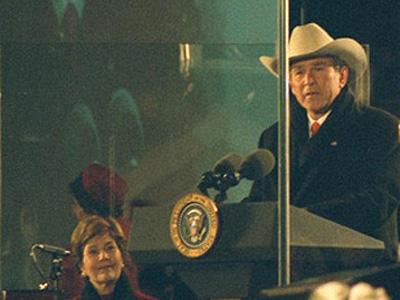 President Bush giving his Holiday Message before lighting the National Christmas Tree