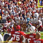 With 6 seconds left in the half Kurt Warner (13) completes a short pass to Anquan Boldin (81) for 2 yards, TOUCHDOWN. 