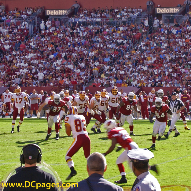 17-J.Campbell pass short right to 83-J.Thrash to ARI 26 for 5 yards (26-R.Hood). 