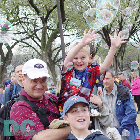 Smithsonian Kite Festival - Bubble Machine