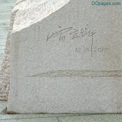Lei Yixin's Signature