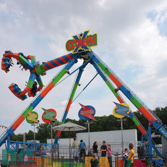 The 'Extreme' fair ride was a little scary, but fun. A giant claw rotates everyone while swinging back and fourth. Make sure not to eat too much before riding this.