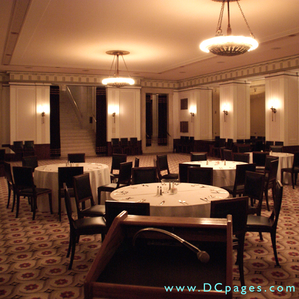 Southeastern poduim view of the George Washington Banquet Hall