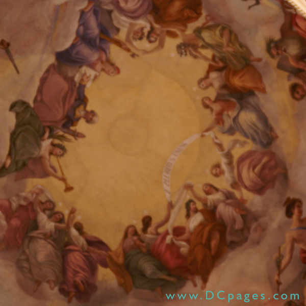 The central dome above a rotunda there is marvelous mural with a banner waving 'E pluribus unum', meaning "From many, one" or "Out of many, one." 
