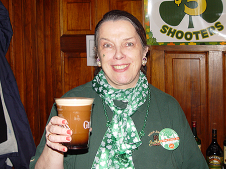 At 198 calories a pint Guinness has fewer calories than a pint of skimmed milk or orange juice. Try one or three today.