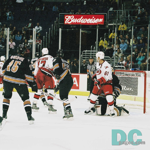 Olie Kolzig denies Carolina's bid for a goal.