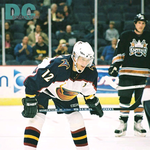 Peter Bondra had the first goal of the game in his return to Washington.