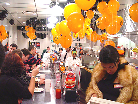 If your looking for good food that is fairly priced, look no further than Johnny Rockets in Georgetown