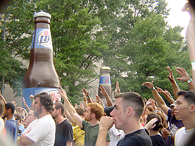 The crowd thickened as the ominous gray clouds disappeared just in time for De La Soul to rock the house.