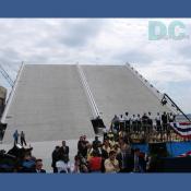 The Woodrow Wilson 150-foot draw
span rises the first time.