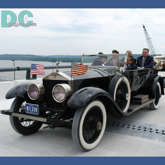 The 'Silver Ghost' and the dedication delegation cross the drawbridge Woodrow Wilson Bridge line.