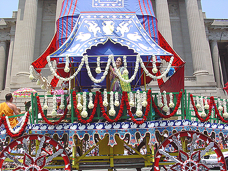 The wagon stood over 30 feet tall