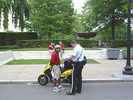 The police stop a pizza dude