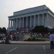 An interesting image of the Lincoln Memorial before the show