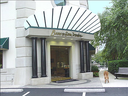 Boone & Sons Jewelers is a family-owned jeweler offering accessories with diamonds, rubies, emeralds, sapphires and platinum.