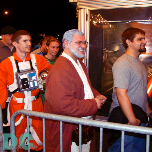 Jedis, Separatist, Rebels, X-Wing pilots, and Republicans were admitted to the Star Wars premiere.