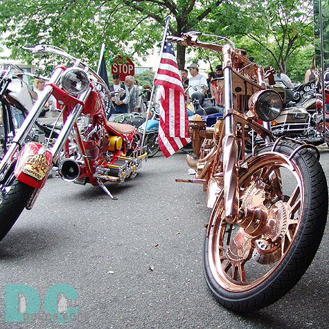 Take a look at the twisted forks on this baby.