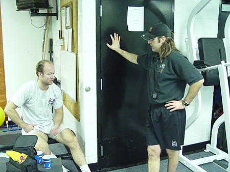 Jim Fox takes time to discuss Nylander rehabilitation from a broken leg injury which occured in the pre-season.