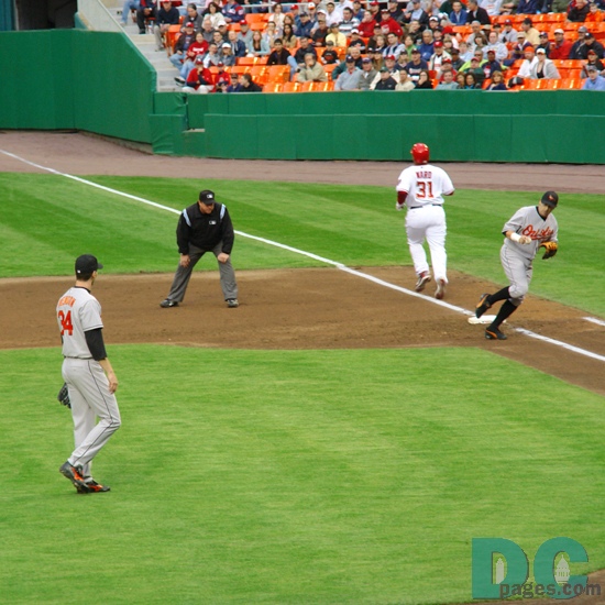 Another easy inning for starting pitcher Kris Benson.