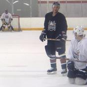 Peter Bondra grins as he has a few words with Jagr.