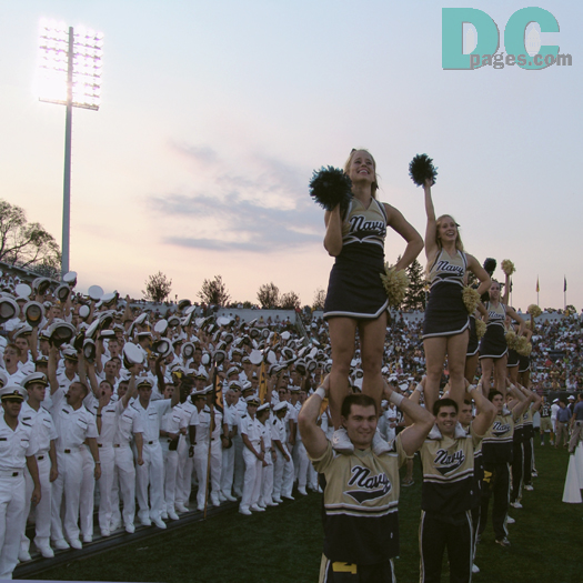 Navy Blue and Gold Cheerleaders