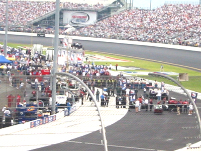 Finally the race in about to begin, all the cars are lined up