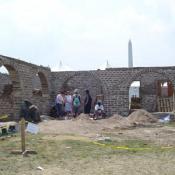 Malian architecture, with the Washington Monument in the background