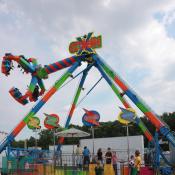 The 'Extreme' fair ride was a little scary, but fun. A giant claw rotates everyone while swinging back and fourth. Make sure not to eat too much before riding this.
