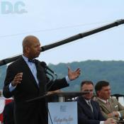 "Other than the city of Washington, DC itself, the Woodrow Wilson Bridge is the
critical link bringing together Maryland and Virginia," said Mayor Williams. "The bridge
is a symbol of the region's cooperative efforts, and today's ceremony is a tangible
demonstration of that collegial spirit.