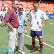 MLS USA team FW No.11 Eric Wynalda was a leading U.S. national team member for World Cup in '90, '94, '98. 